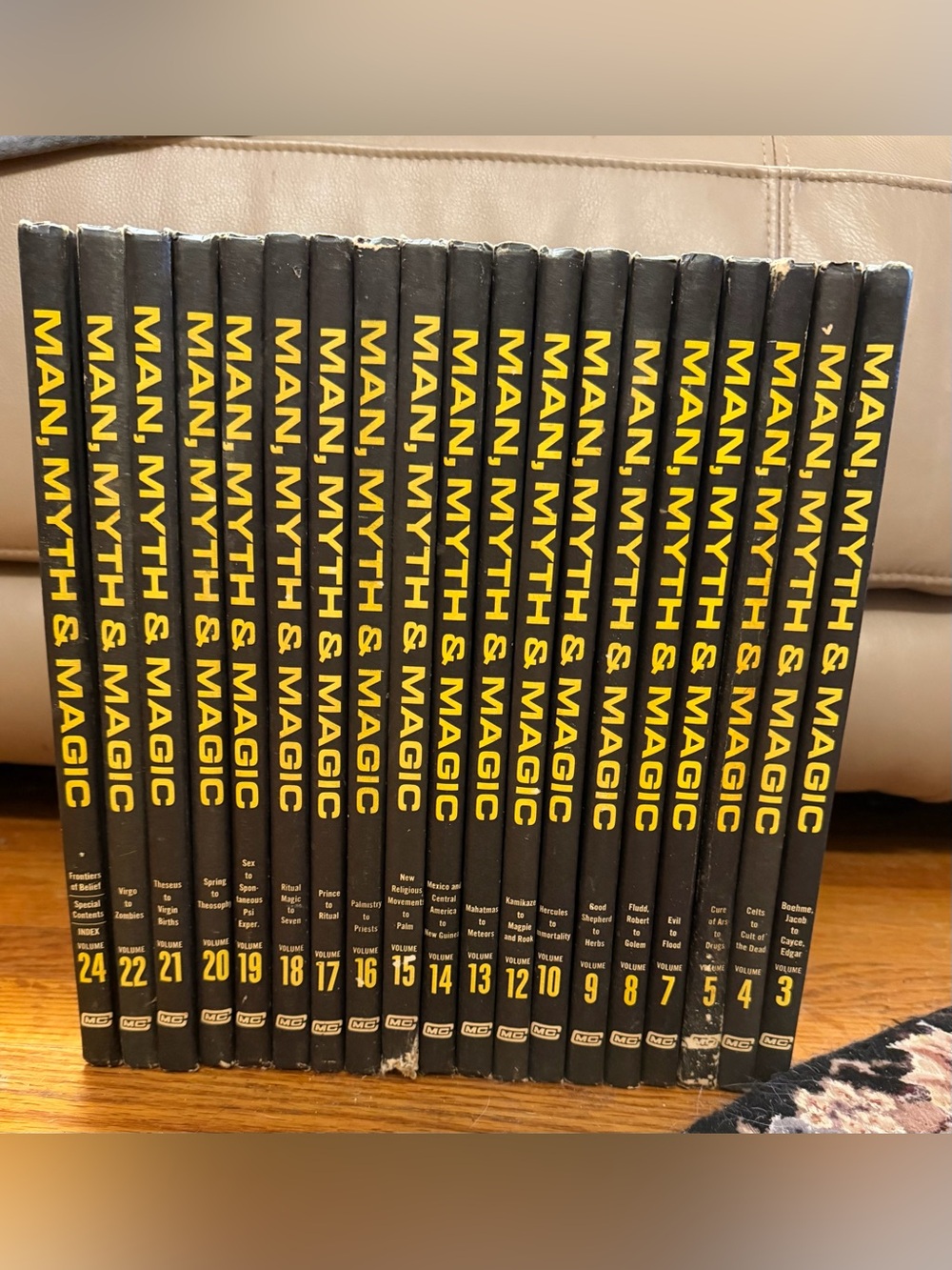 Beautiful Vintage 1970 Man, Myth & Magic
Encyclopedia